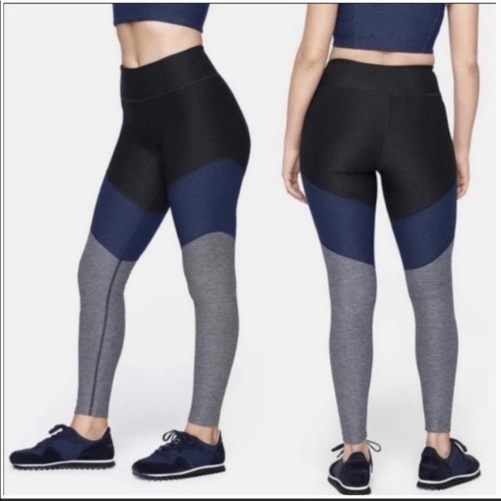 Outdoor Voices Spring 7/8 Leggings navy color block size medium